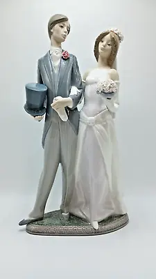 Vintage Lladro #1404 Bride And Groom Matrimony Porcelain Figurine 12.5   Tall • $120