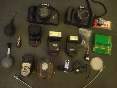 £15 • Buy Old Cameras And Accessories 3 Camera Case's 