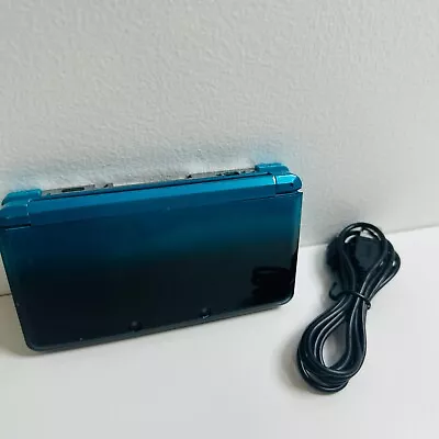 Nintendo 3DS - Aqua & Black - Free Tracked Postage! • $155