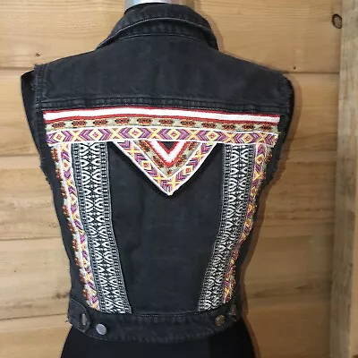 H&M Coachella Official Collection Denim Raw Hem Embroidered Vest Black Size 8 • $25