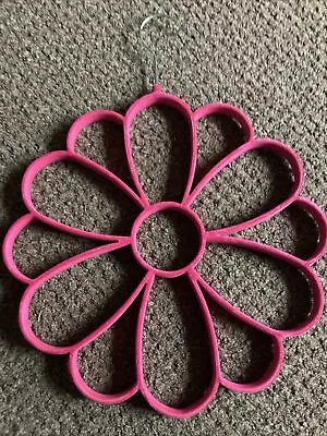 £0.50 • Buy Scarf Holder, Flower Shaped, Pink