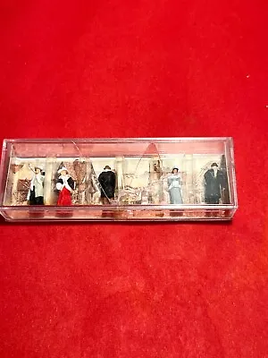 1991 Lilliput Lane Limited Preiser A Winter Day Out Miniature Figure Set • £19.99