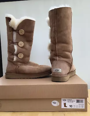 Women’s UGG AUSTRALIA BAILEY BUTTON TRIPLET CHESTNUT TALL BOOTS Size 10 • $64.99