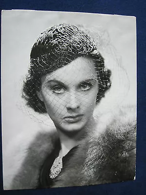 ORIGINAL B&W SIGNED Photo Of VIVIEN LEIGH From Her Film 'DARK JOURNEY' • $2100