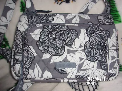 Vera Bradley Hipster Purse In Gray Flower Print • $10