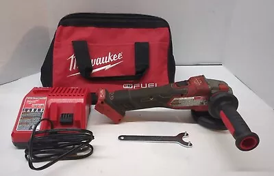Milwaukee 2889-20 M18 FUEL 18-Volt Brushless 4-1/2 In./5 In. Grinder • $125.99