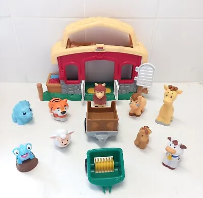 Fisher Price Little People Musical Barn Hut With Little People Animals • $25