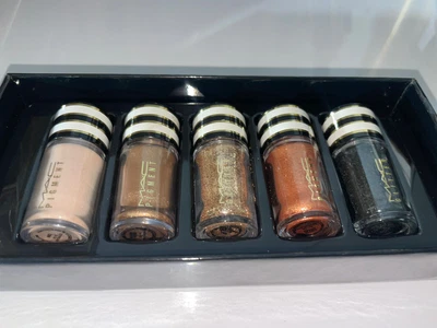 £2.20 • Buy Mac Glitter Pigments Gift Set!