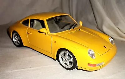 1993 Porsche 911 Carrera. 1:18 Scale Diecast Model.  Made In Italy. • £4.99