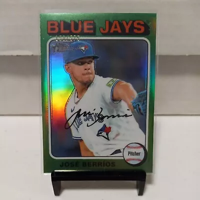 Jose Berrios 2024 Topps Heritage Chrome Refractor #468 #d /575 Blue Jays • $1.99