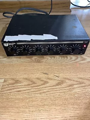 VINTAGE UNIVERSITY SOUND PRE AMP MIXER 1004 Powers Up Untested • $39.99