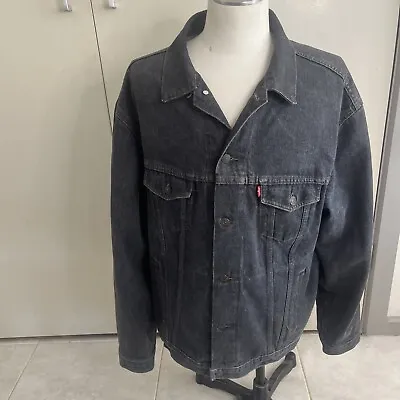 Levi's Denim Jacket Men Size XL • $50