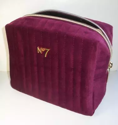 Boots No 7 - Plum Velvet Feel Make Up Makeup Toiletries Vanity Bag - NEW • £7.50