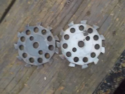 2) USED XX29 STEEL / CAST IRON PLANTER Seed PLATES Plate XX29 • $44.95