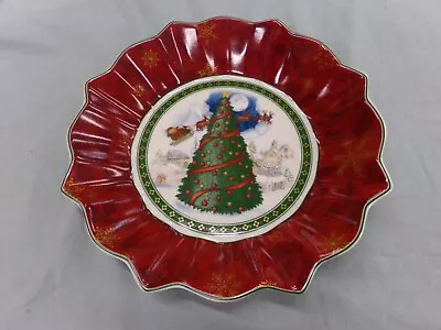 Villeroy & Boch 1748 Christmas Tree Santa In Sleigh Decorative Fruit Bowl RARE • $35.99