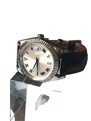 Fluted Bezel -Sterile Silver Sunburst Dial -Automatic Men’s Watch • $80.82