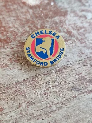 CHELSEA  F C - OLD  90's  STAMFORD  BRIDGE  COLLECTABLE  FOOTBALL  BADGE  Pin   • £9.49