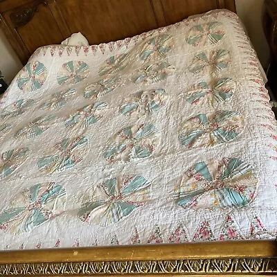 Vintage Dresden Plate Quilt Some Damage Size 81 X 76 • $109.99