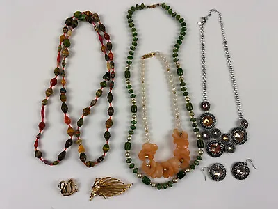 VINTAGE Costume Jewelry Mixed Lot 8 Pieces Flower Napier Necklace Brooches Beads • $15