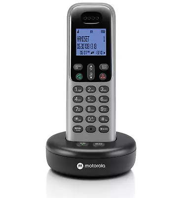 Motorola T6 Series T611 Digital Cordless Telephone With Answering Machine • $34.95