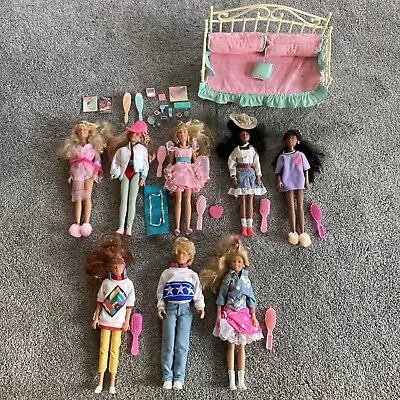 Vintage Maxie Hasbro Doll Lot W/ Daybed Playset 8 Dolls Some Accessories Friends • $99.99