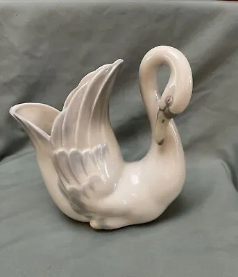 Zaphir Lladro Graceful Swan • $4.99