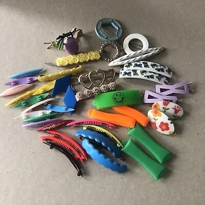 Vintage Lot 25+ Girls Plastic And Metal Barrettes Flowers Goody • $12.99