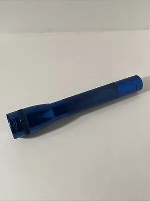 Mag-Lite M2A11H-AA Battery-Mini Maglite Flashlight-5 3/4 -Blue Finish-Used • $12.99