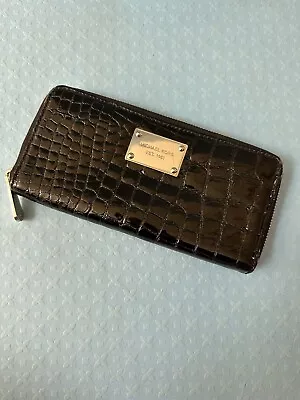 Michael Kors Black Patent Leather Crocodile Zip Around Wallet • $45