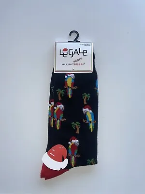 Legale Christmas Parrot Wearing Santa Hat Palm Tree Socks Men’s Size 8-12 • $9.99