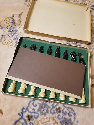 Vintage Renaissance Chess Chessmen Set By E.S. Lowe 1959 Complete Board + Pieces • $48