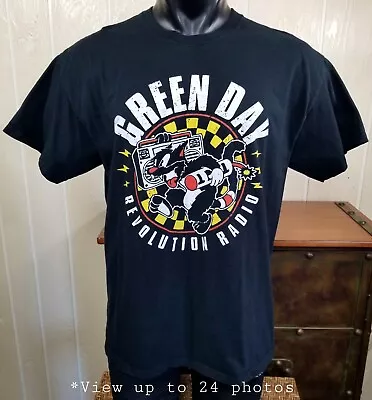 Green Day Punk Rock Music Revolution Radio 2017 Tour Concert T-Shirt Sz L • $26.99