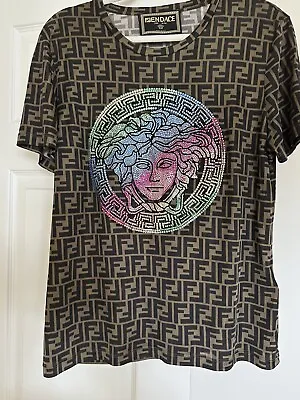 Authentic Fendace - Limited Edition Versace Women’s Printed Crewneck Tshirt • $300