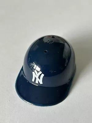 New York Yankees MLB Gumball Mini Batting Helmets 2in • $7.99