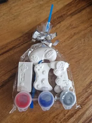 Paint Your Own Party Favours Game Controllers • £1.50