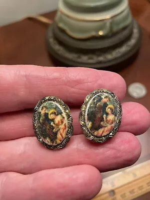 Pretty Vintage West Germany Sugared Cameo Courtship Scene Clip On Earrings • $1.99