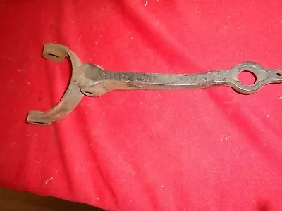 1926 1927 1928 Chevrolet Clutch Release Fork 345430    Nos Gm  • $59.01