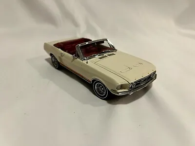 Danbury Mint Limited Edition 1967 Ford Mustang GT Convertible 1:24 *All Papers* • $280