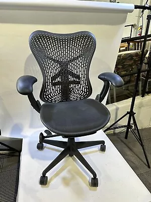 Herman Miller Mirra Office Chair • $250