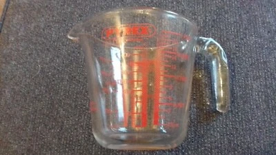 £4.75 • Buy PYREX Glass Classic Measuring Jug Clear - 1Pint - 500ml