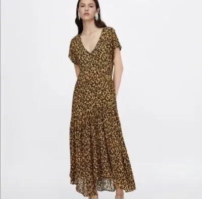 Zara Leopard Print Maxi Dress Size M • £20