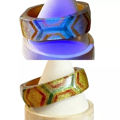 Vintage 70s Gold Glitter Painted Geometric Chunky Retro Groovy Bangle Bracelet • $38