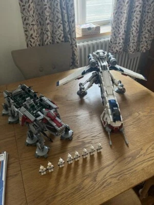 £700 • Buy LEGO 10195 Star Wars - Republic Dropship With AT-OT 100% COMPLETE 