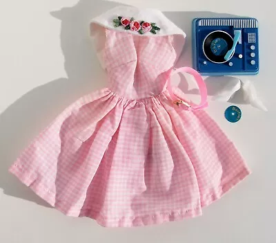 Vintage Barbie Dancing Doll W/ Pink Belt Record Player & White CT Heels • $79.95