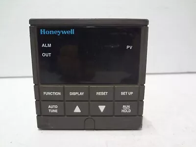 Honeywell UDC2000 Mini-Pro Temperature Controller DC200H-2-200-1F000-0 • $110