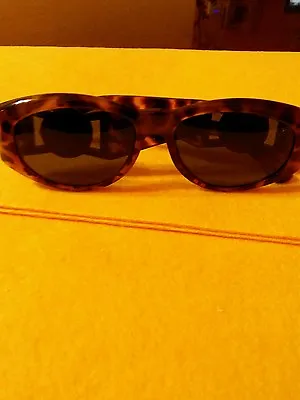 Woman  Sunglasses/ Versage Vintage  On Original Case  • $199