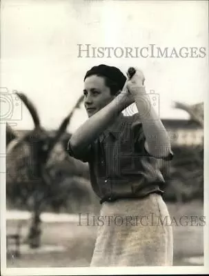 1937 Press Photo Marion Miley In Grace Doherty Golf In Coral Gables Florida • $17.99
