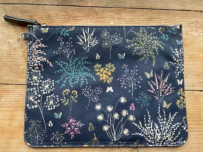 Accessorize Butterfly Print Khaki Lining 100% Cotton Make Up Bag / Clutch • £5