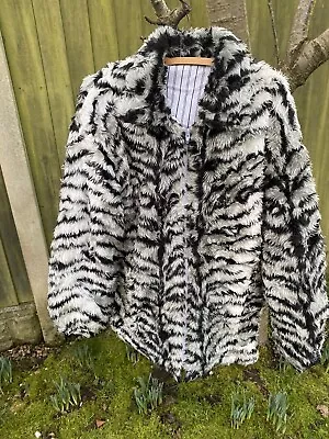 Vintage Old Zebra Pattern Faux Fur Jacket Coat Winter Retro Size L • £24.99