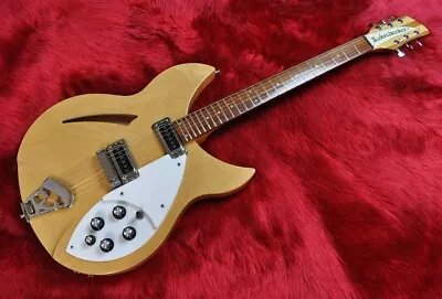 Rickenbacker 330 MG Mapleglo Made In USA 2012 Semi Hollow Body Electric Guitar • $2077